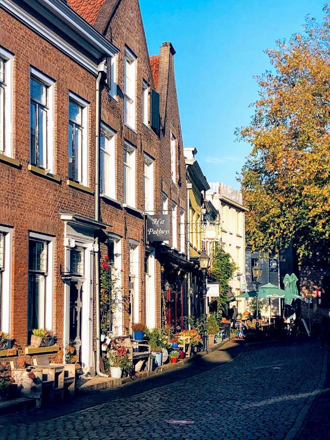 두스뷔르흐 De Buurvrouw Nr.18 B&B 외부 사진